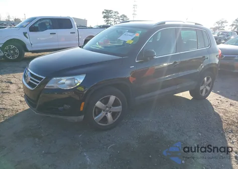 2010 Volkswagen Tiguan Wolfsburg Edition из США, поврежденный, VIN WVGAV7AX1AW532684